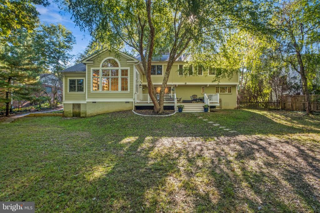 3202 JUNIPER LANE