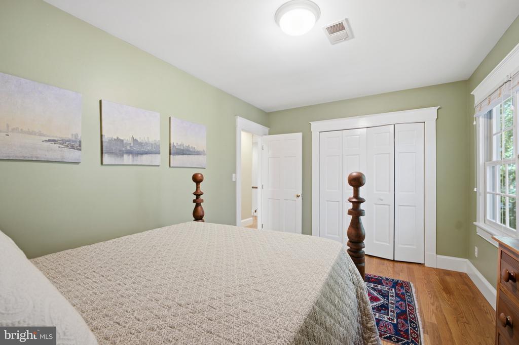 3202 JUNIPER LANE