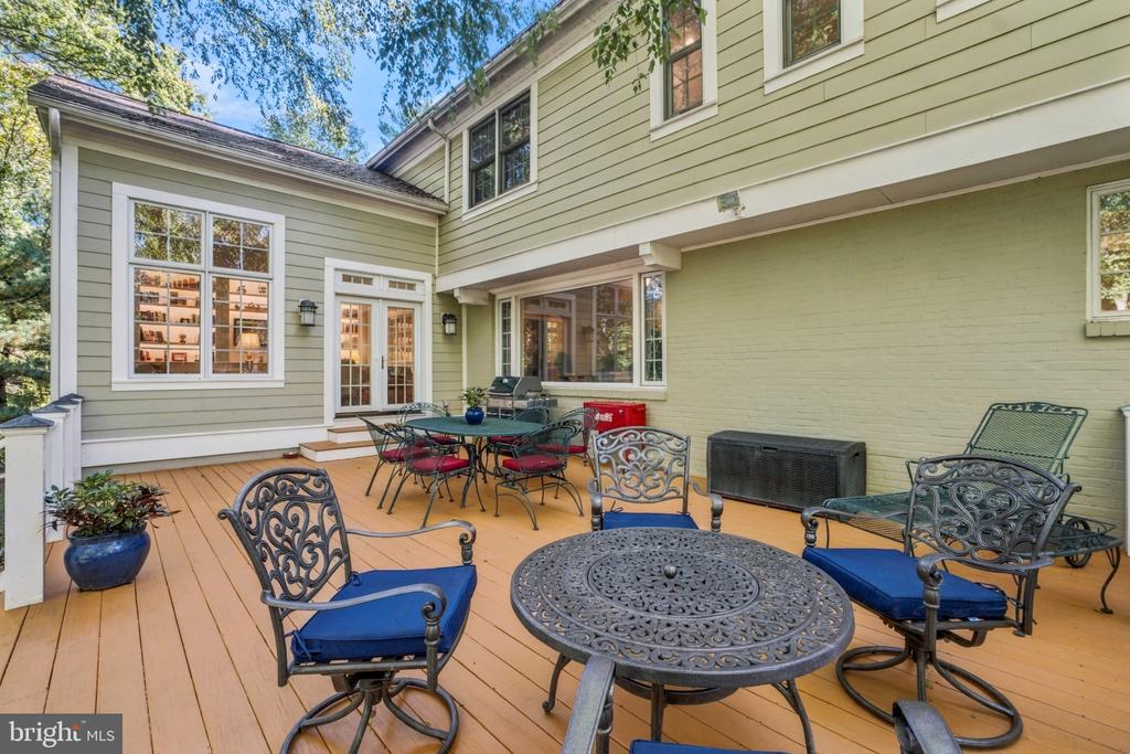 3202 JUNIPER LANE