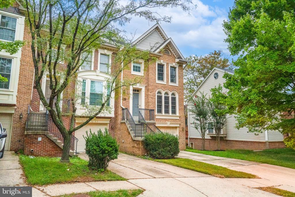 11774 VALLEY RIDGE CIRCLE