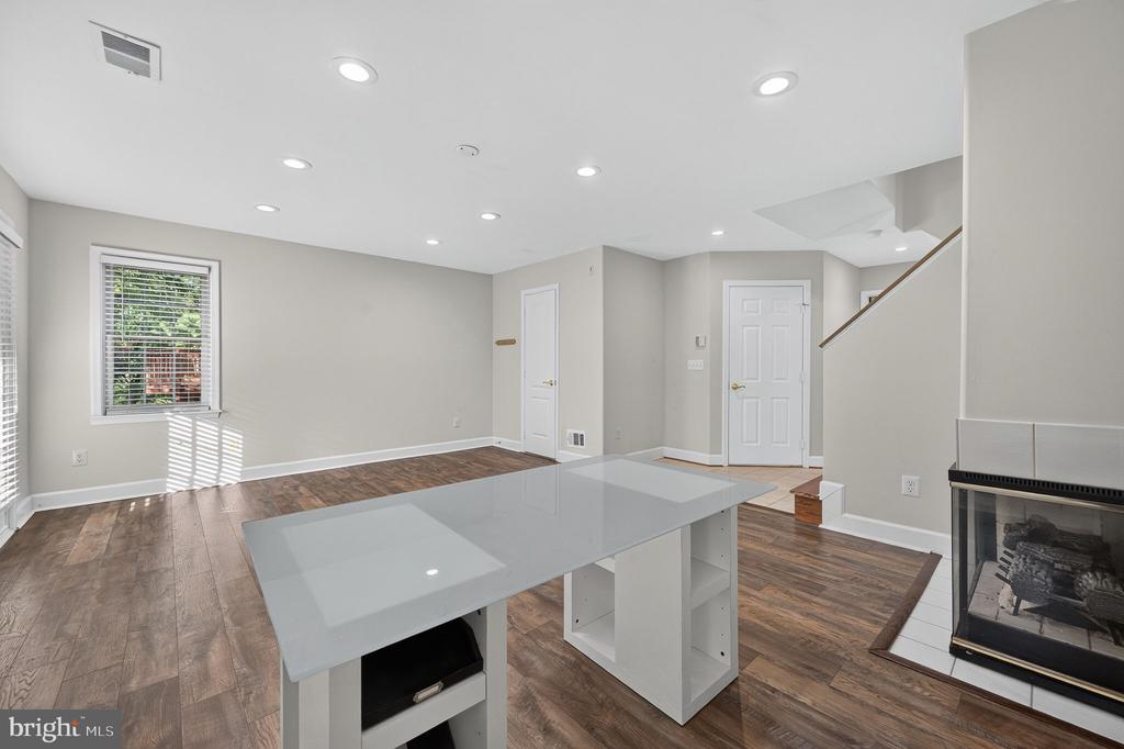 11774 VALLEY RIDGE CIRCLE