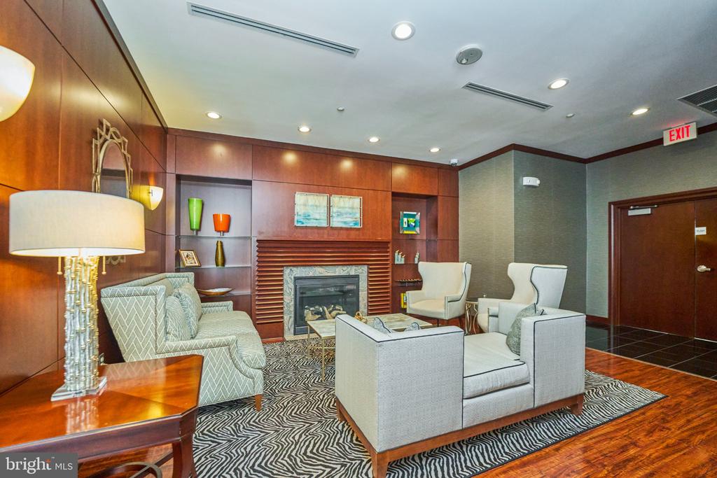 11770 SUNRISE VALLEY DRIVE Unit: 222