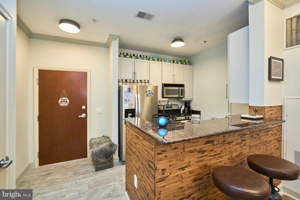 11770 SUNRISE VALLEY DRIVE Unit: 222