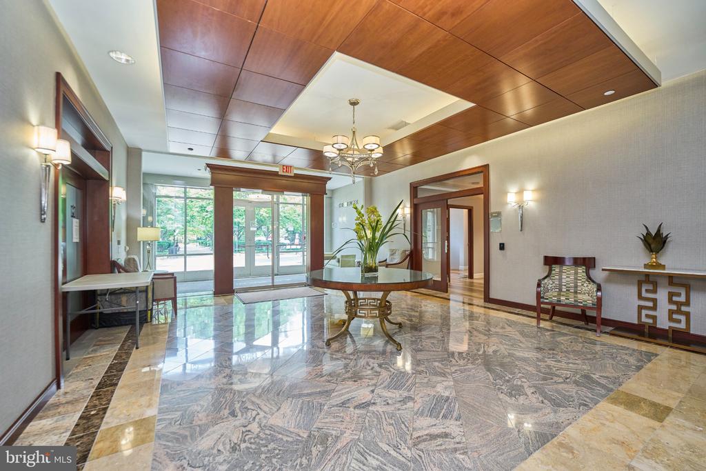 11770 SUNRISE VALLEY DRIVE Unit: 222