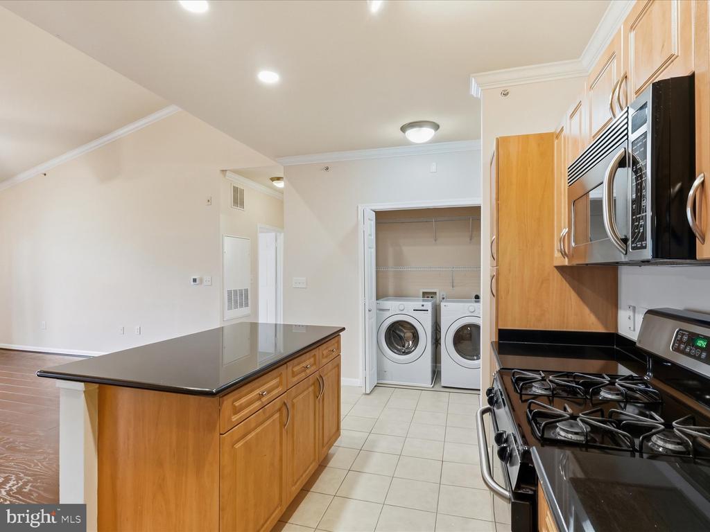 12933 CENTRE PARK CIRCLE Unit: 402