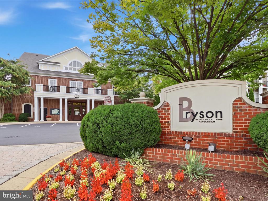 12933 CENTRE PARK CIRCLE Unit: 402