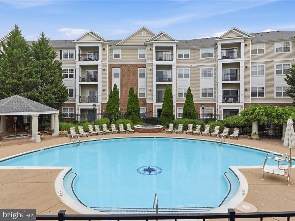 12933 CENTRE PARK CIRCLE Unit: 402
