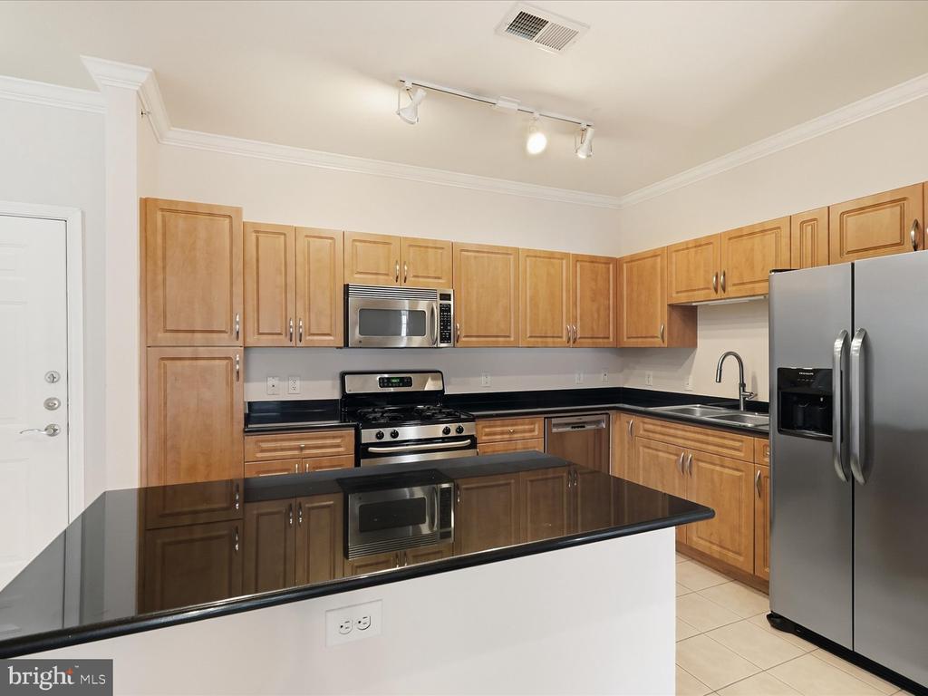 12933 CENTRE PARK CIRCLE Unit: 402