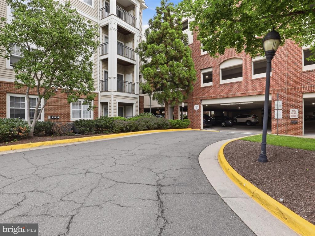 12933 CENTRE PARK CIRCLE Unit: 402