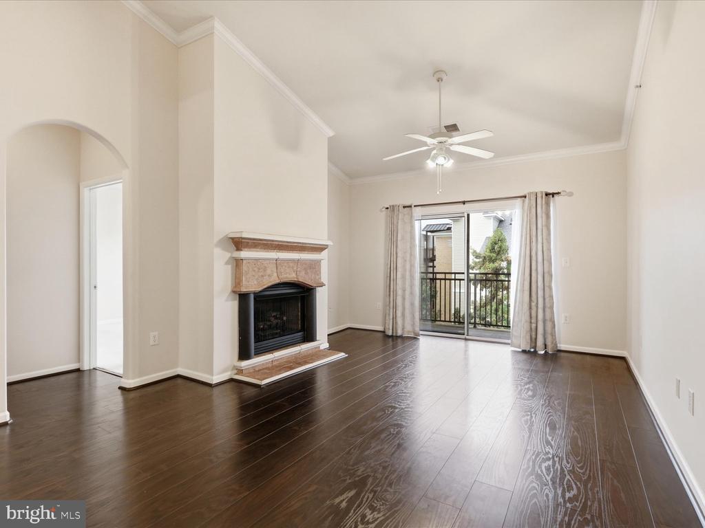 12933 CENTRE PARK CIRCLE Unit: 402