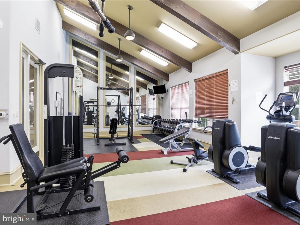 12933 CENTRE PARK CIRCLE Unit: 402