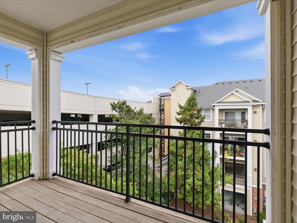 12933 CENTRE PARK CIRCLE Unit: 402