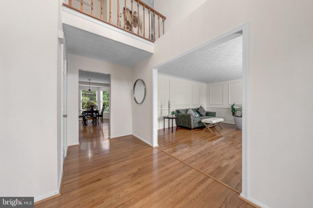 1425 CELLAR CREEK WAY