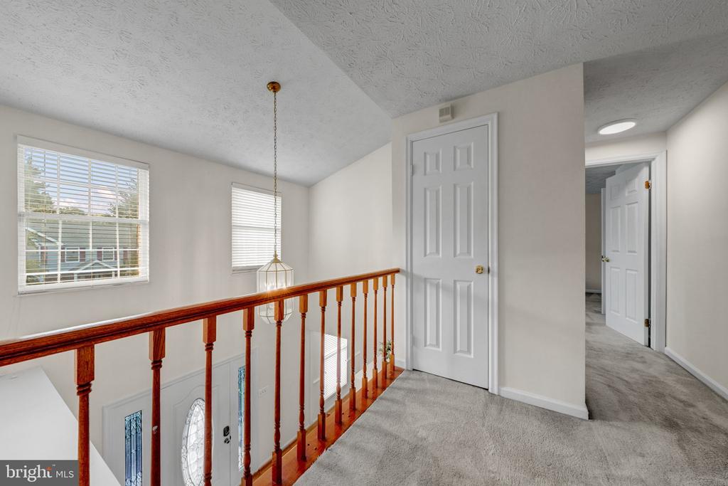 1425 CELLAR CREEK WAY