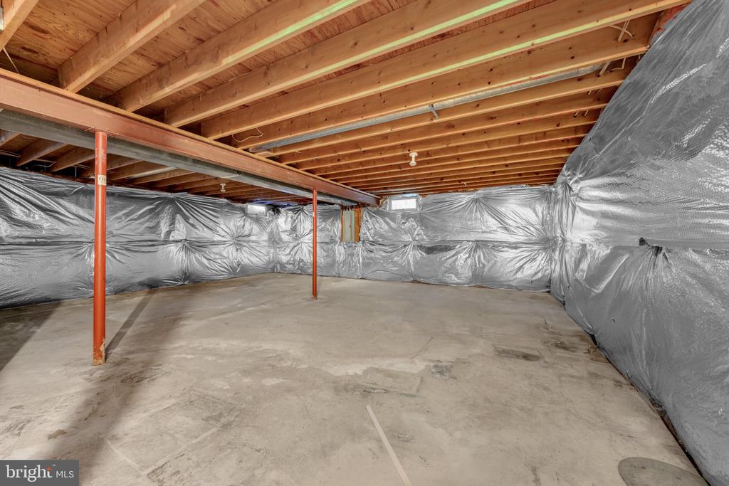 1425 CELLAR CREEK WAY