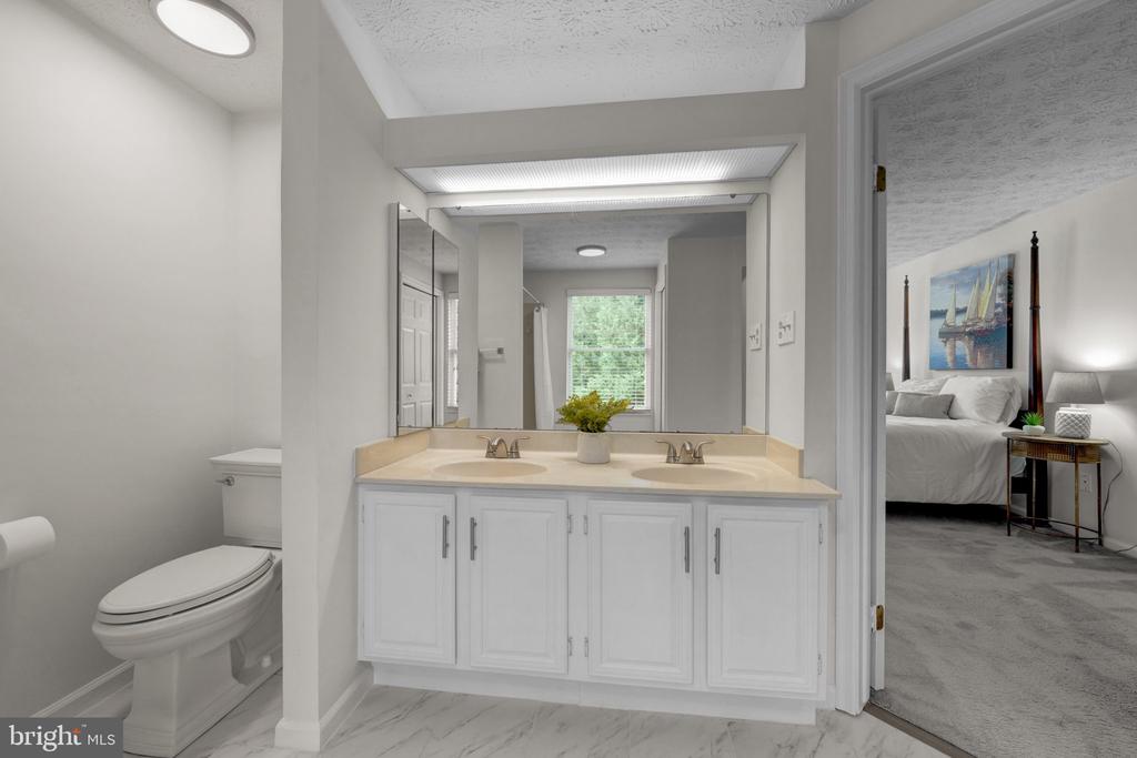 1425 CELLAR CREEK WAY