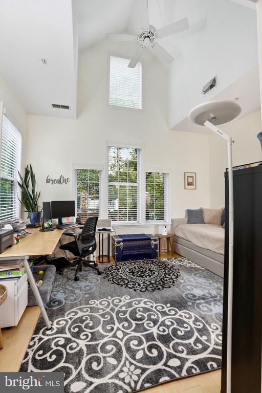 1369 GARDEN WALL CIRCLE Unit: 714