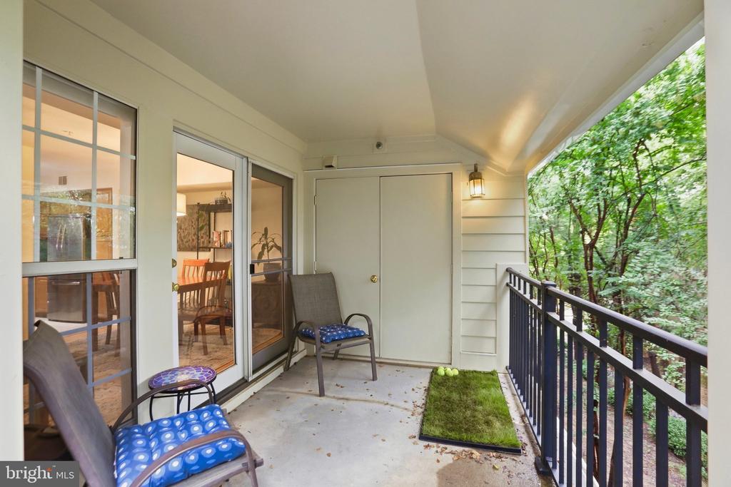 1369 GARDEN WALL CIRCLE Unit: 714