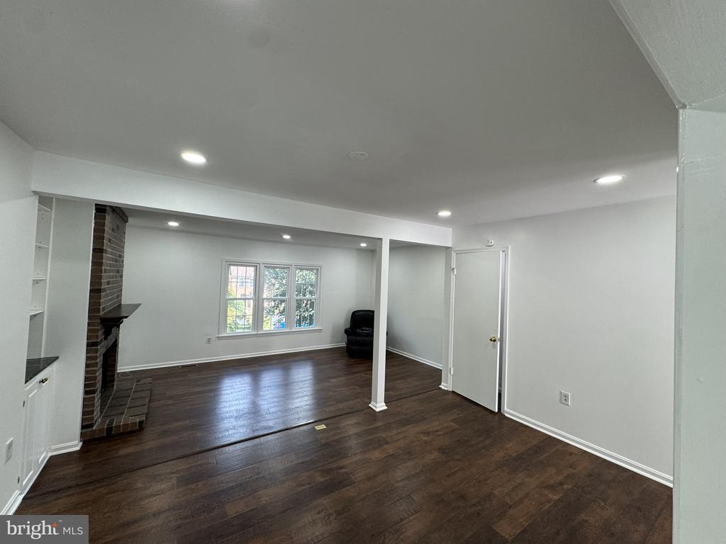 10451 MALONE COURT