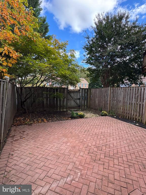 10451 MALONE COURT