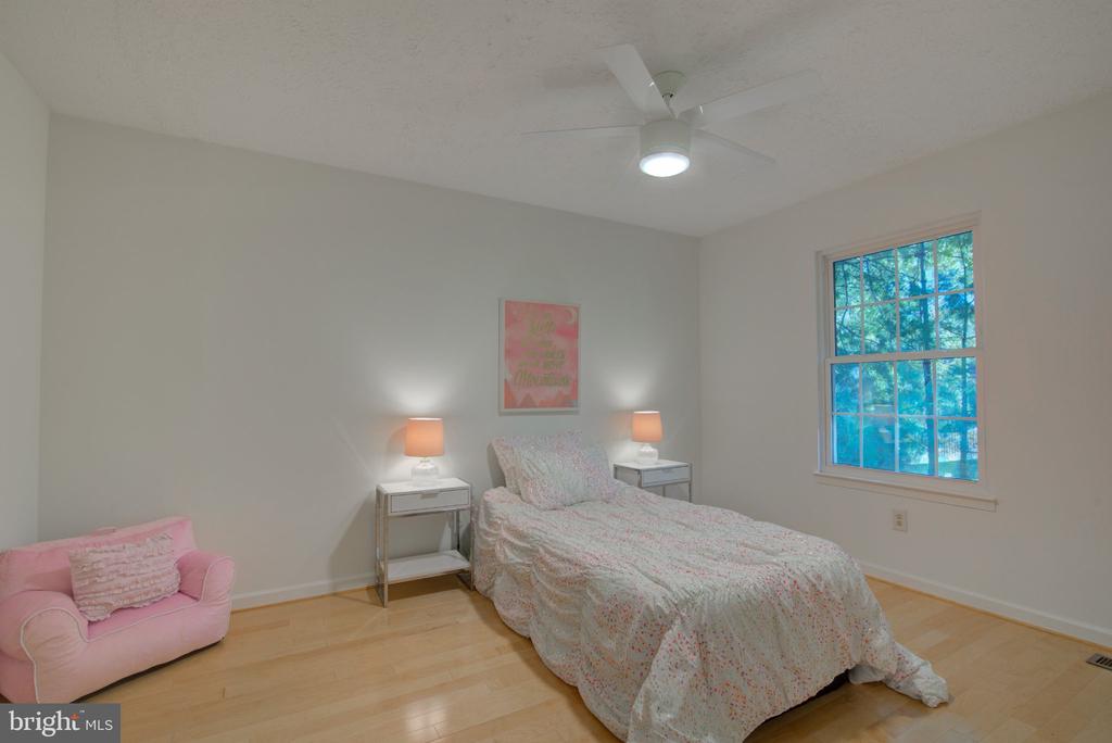 12040 HEATHER DOWN DRIVE