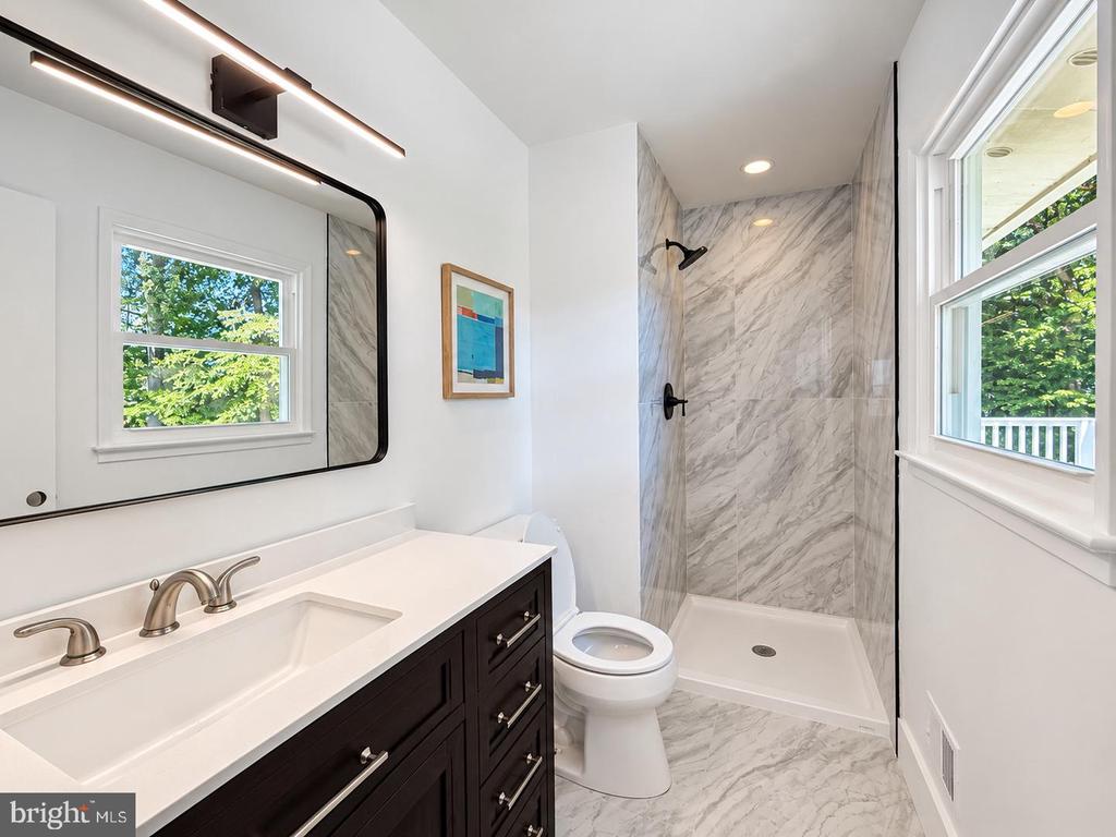 8509 CHERRY VALLEY LANE