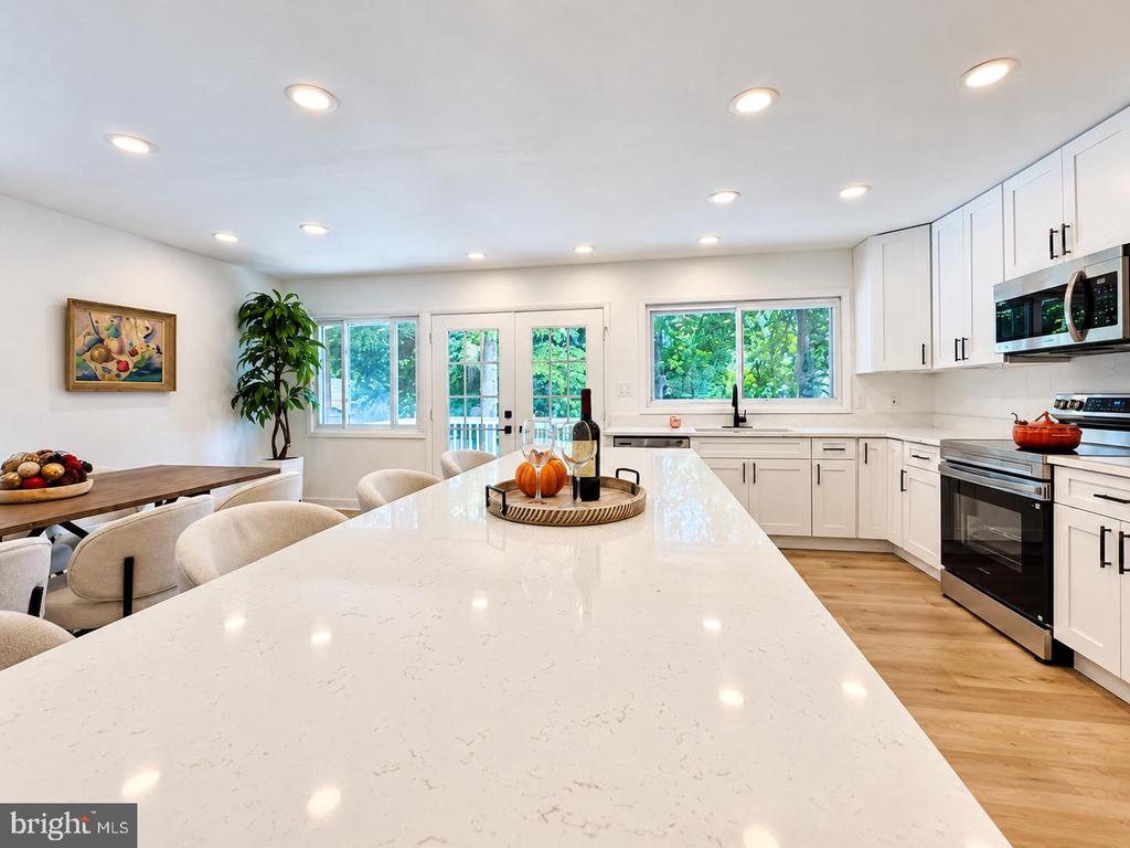 8509 CHERRY VALLEY LANE