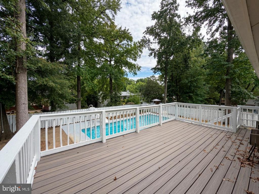 8509 CHERRY VALLEY LANE