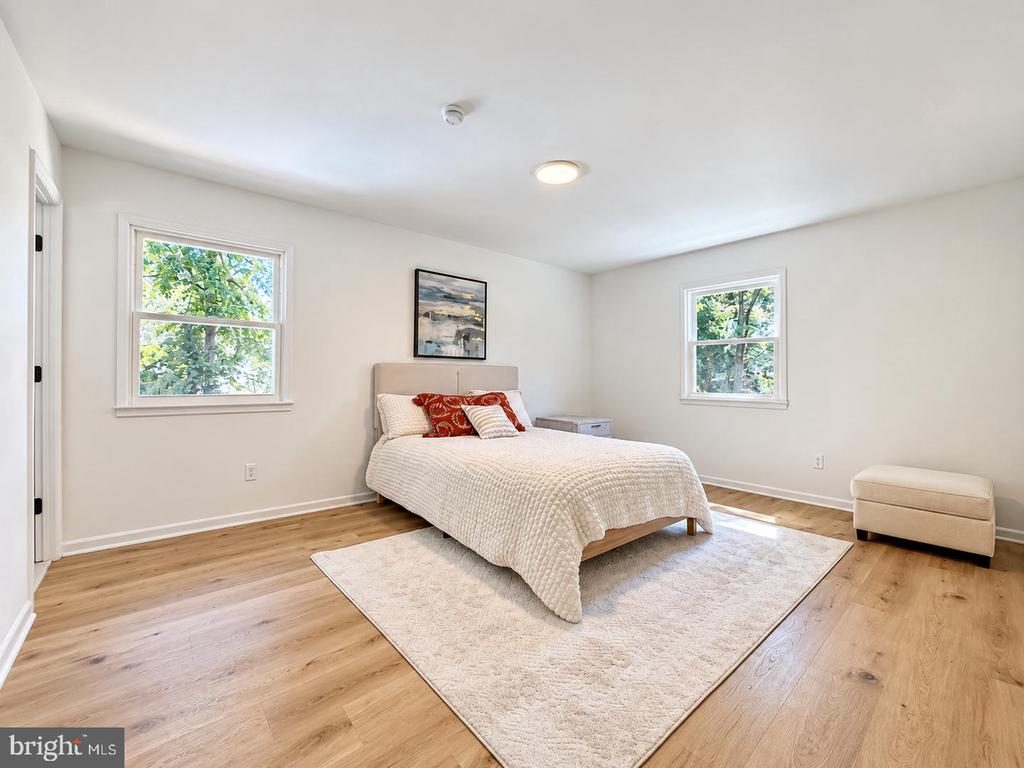 8509 CHERRY VALLEY LANE