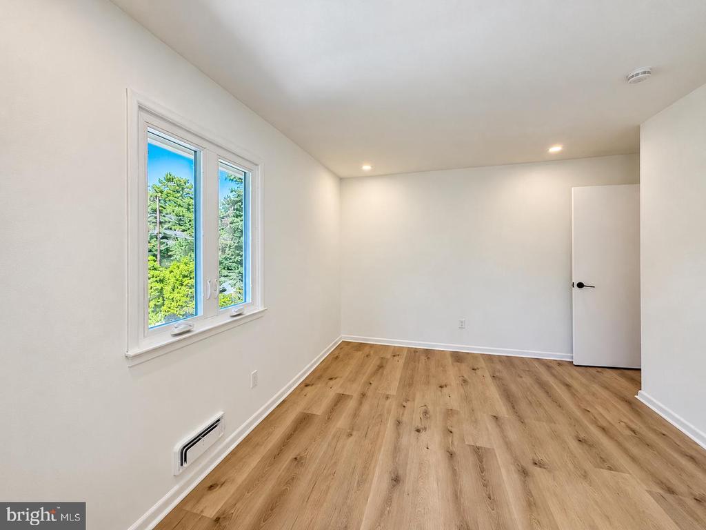 8509 CHERRY VALLEY LANE