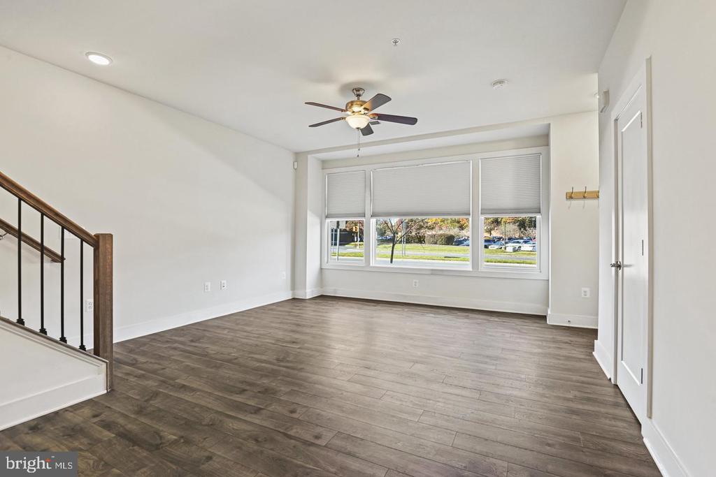 232 VAN BUREN STREET