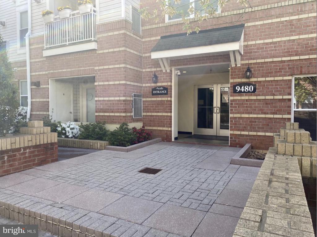 9480 VIRGINIA BOULEVARD Unit: 106