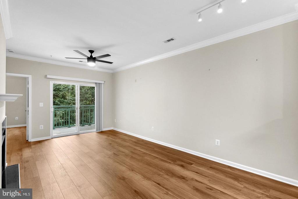 12000 MARKET STREET Unit: 329