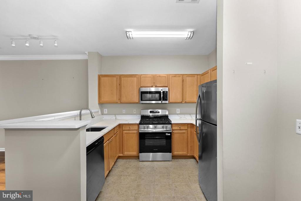12000 MARKET STREET Unit: 329