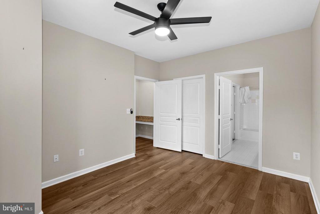 12000 MARKET STREET Unit: 329
