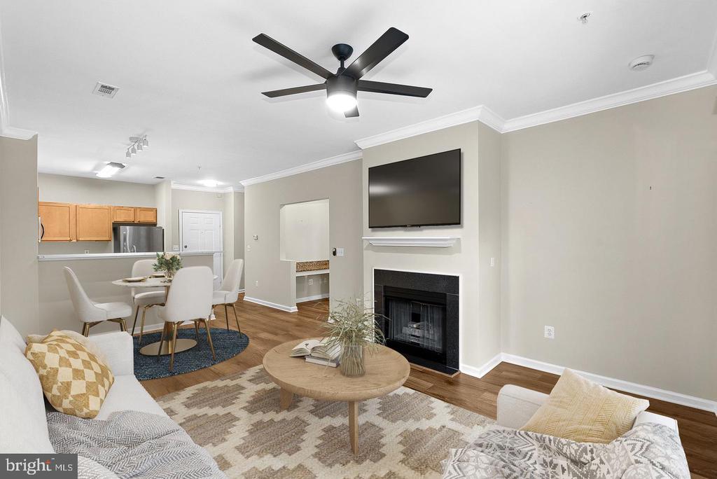 12000 MARKET STREET Unit: 329