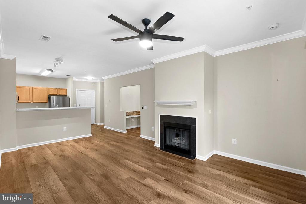 12000 MARKET STREET Unit: 329