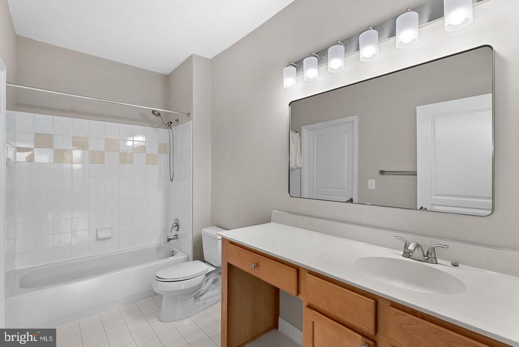 12000 MARKET STREET Unit: 329