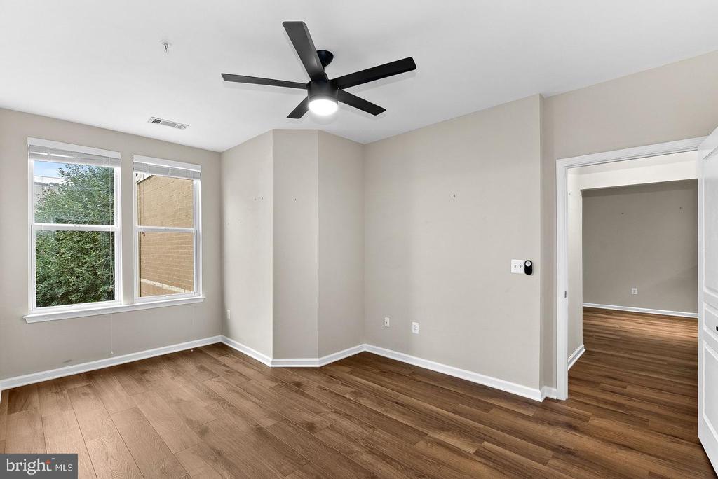 12000 MARKET STREET Unit: 329