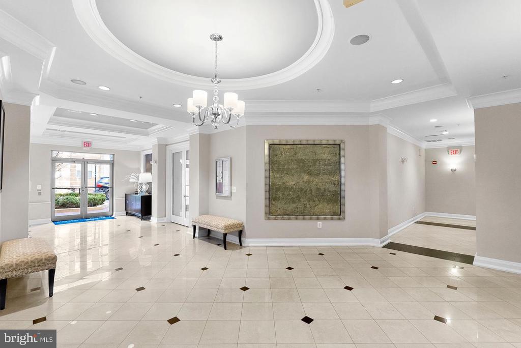 12000 MARKET STREET Unit: 329
