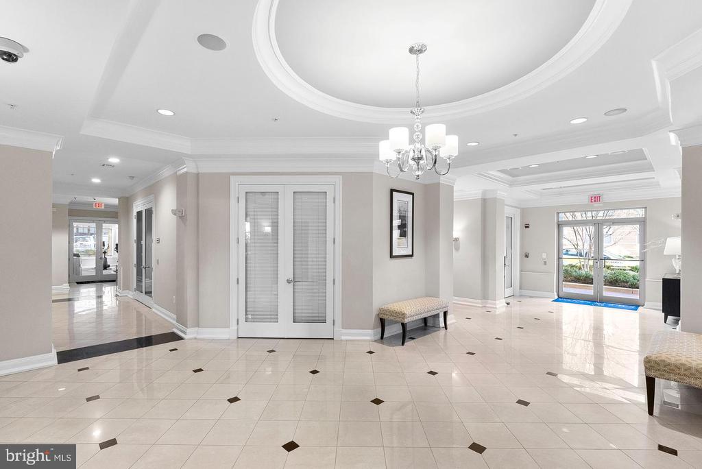 12000 MARKET STREET Unit: 329