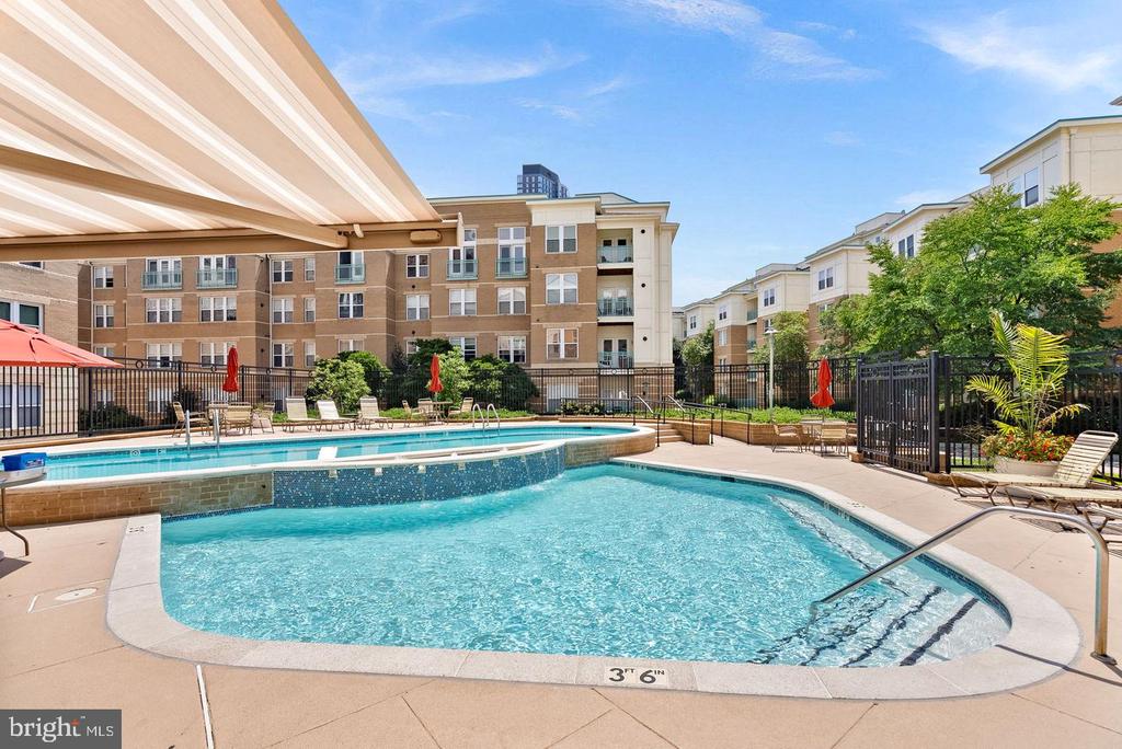 12000 MARKET STREET Unit: 329