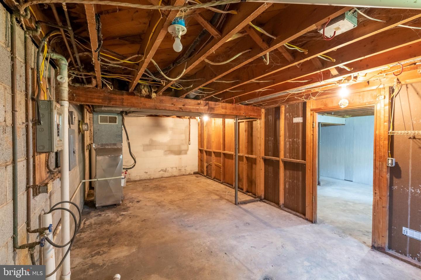 9680 SPOTSWOOD TRAIL