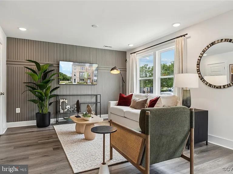 9975 MAGNOLIA RIDGE DR