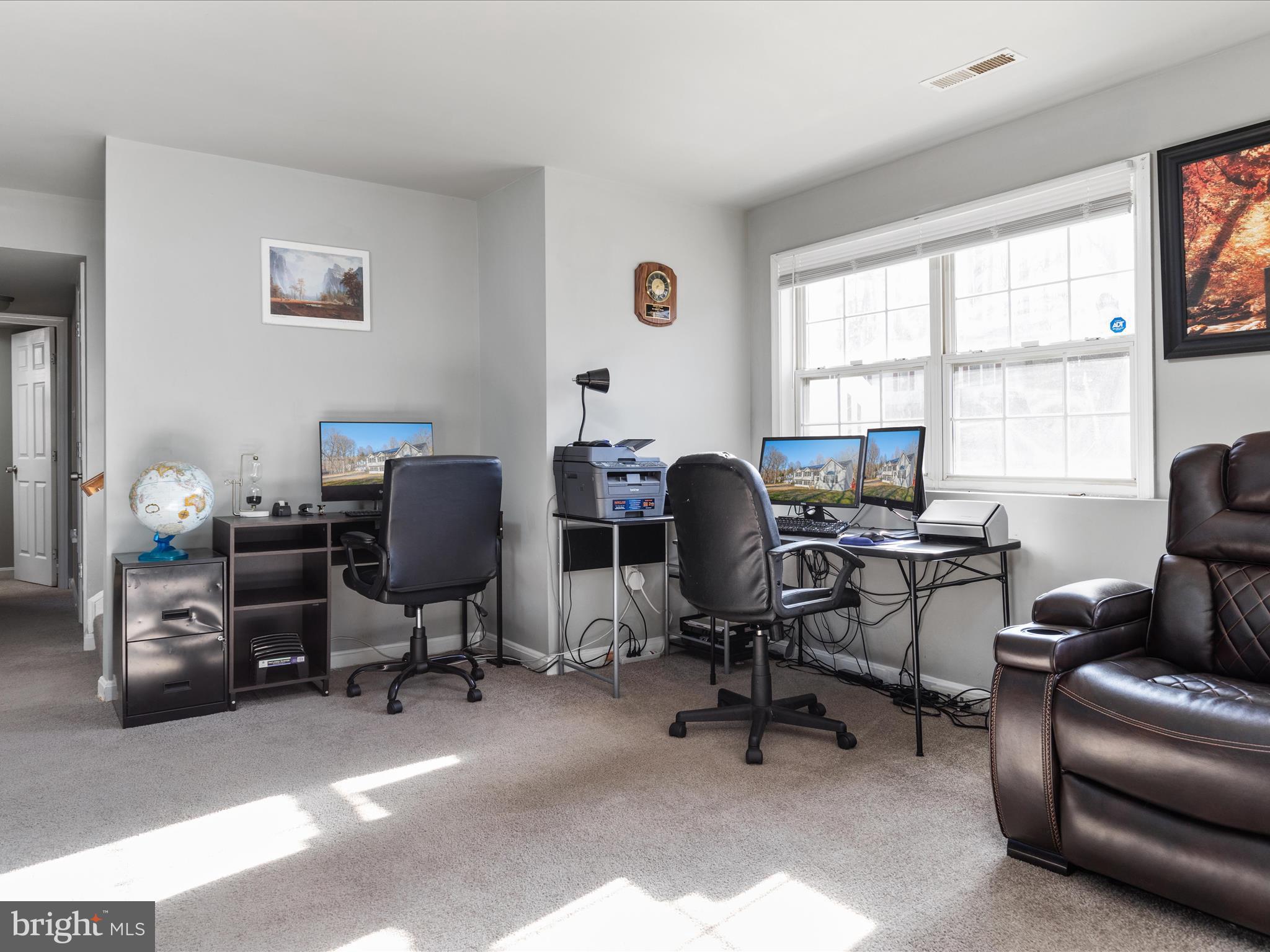 1129 Oakland Dr Dr