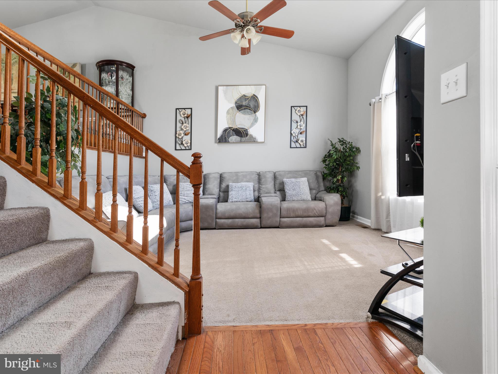 1129 Oakland Dr Dr