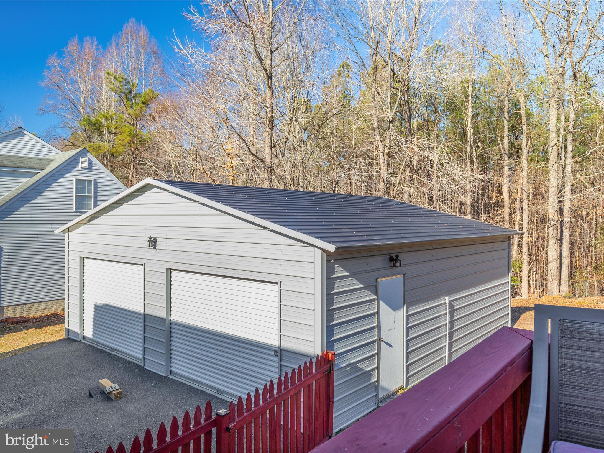 1129 Oakland Dr Dr