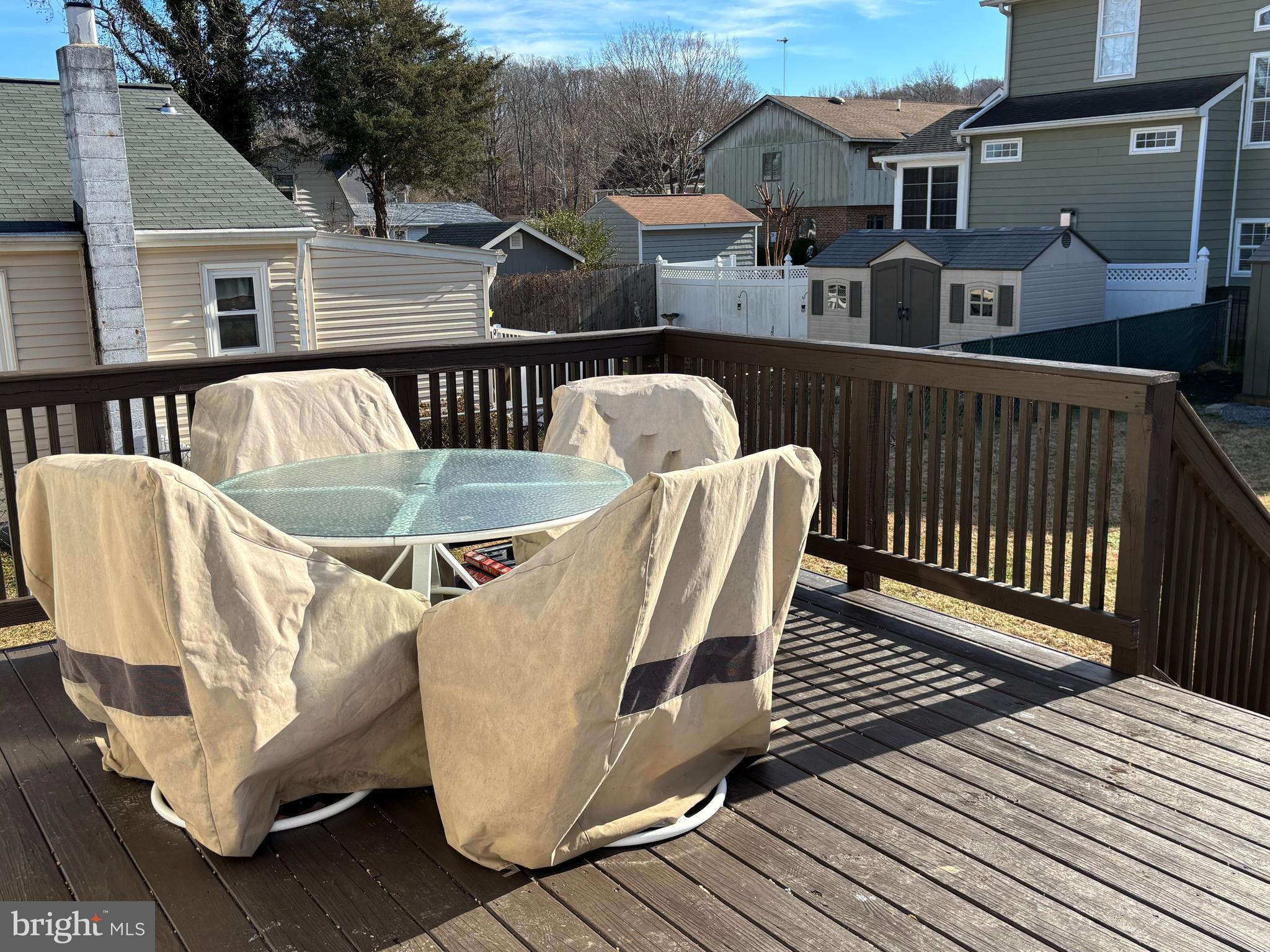 6194 RIVERVIEW DRIVE