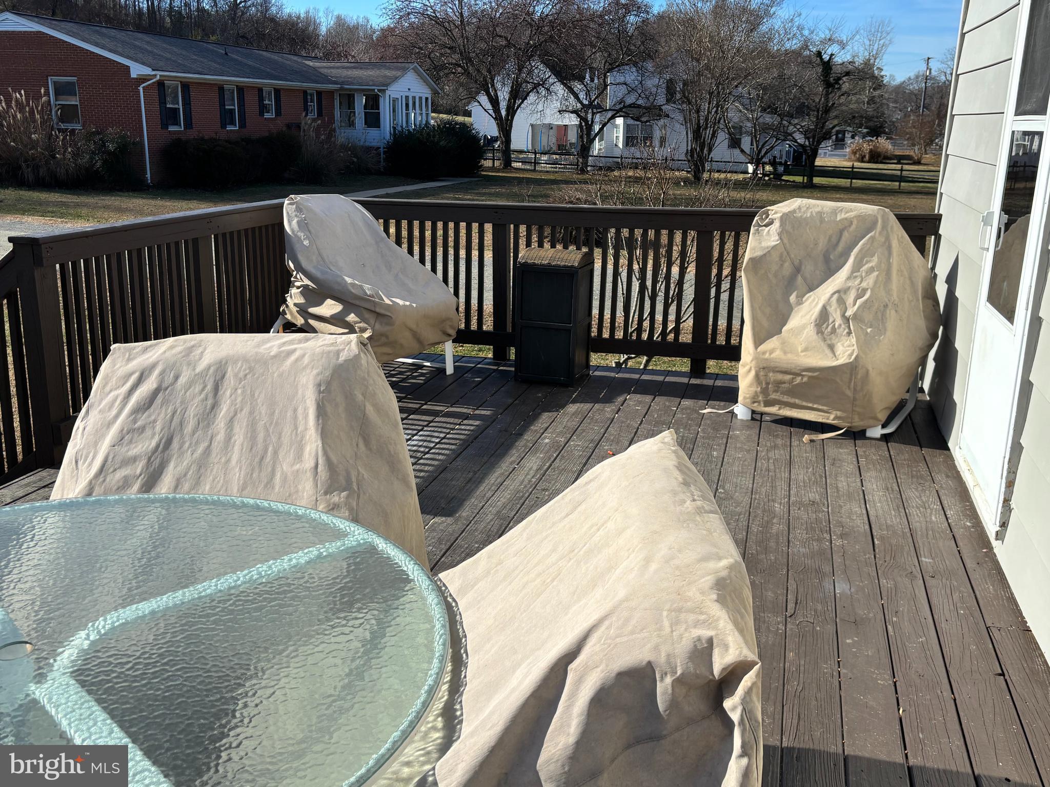 6194 RIVERVIEW DRIVE