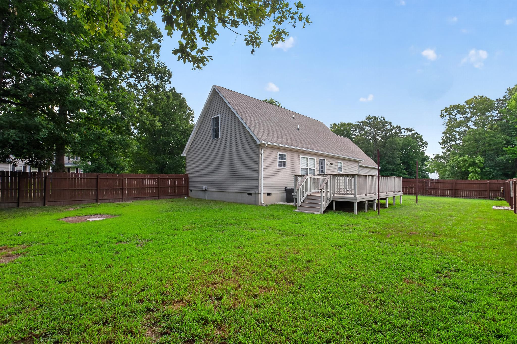 16965 VILLAGE LANE
